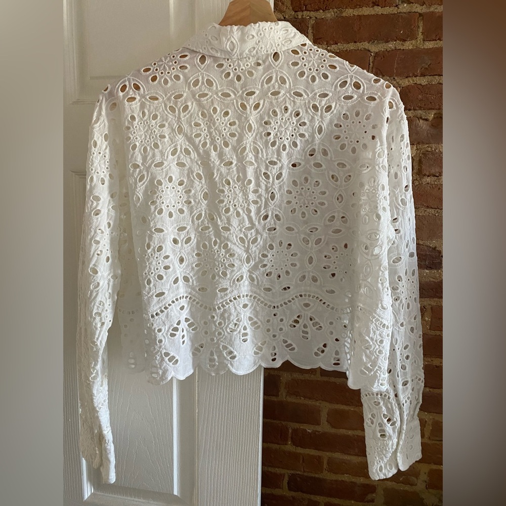 H&M Eyelet Embroidered Collared Shirt - Picture 4 of 5